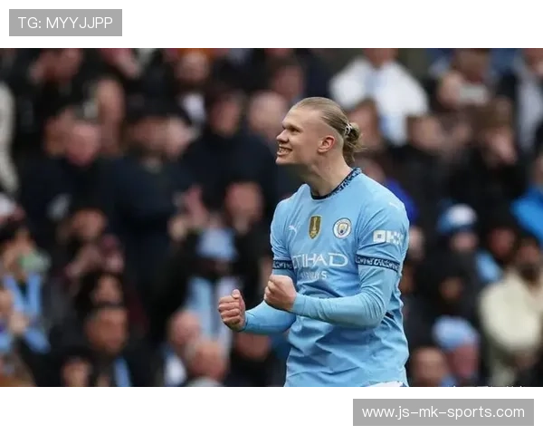 哈兰德右脚劲射命中曼城领先